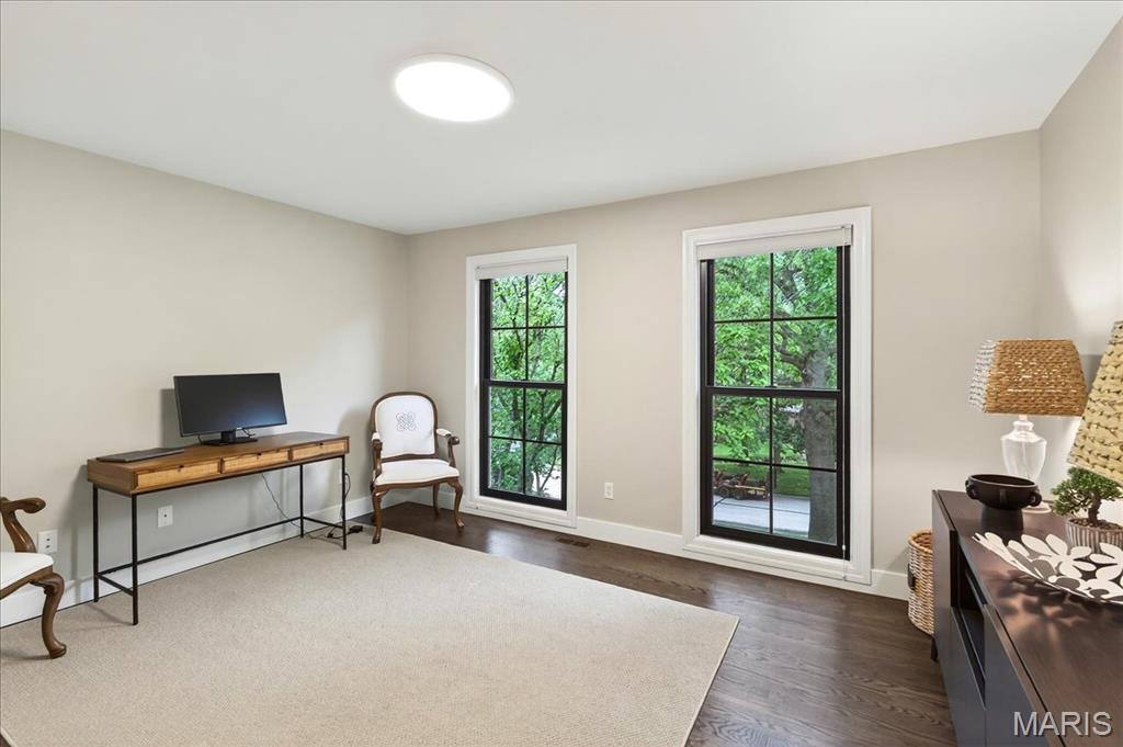 Barrington Place 3 - Residential