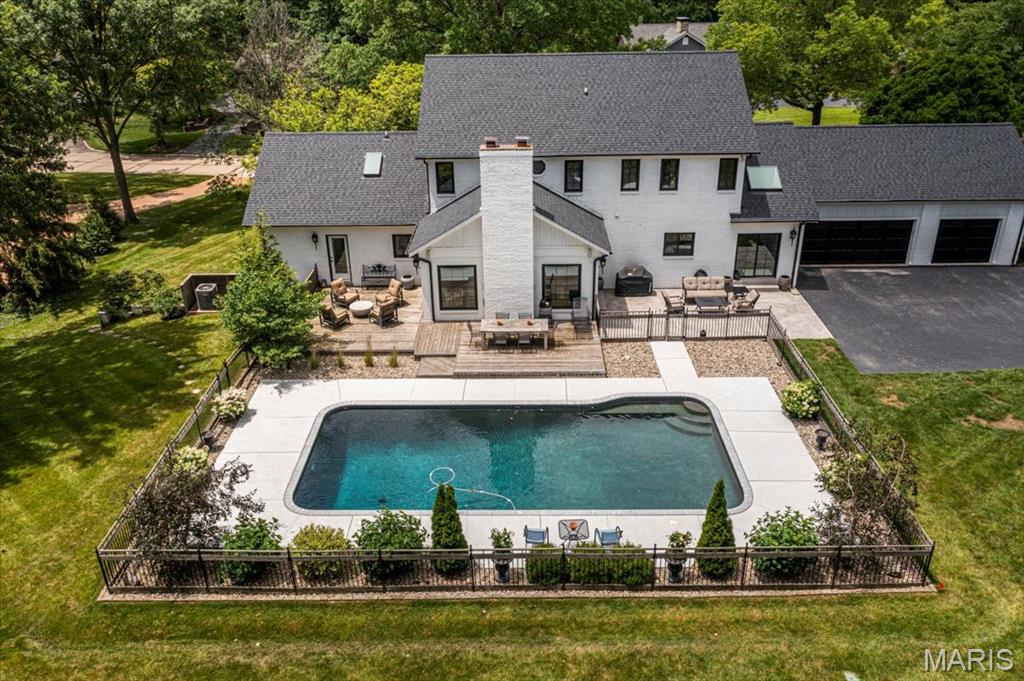 Barrington Place 3 - Residential