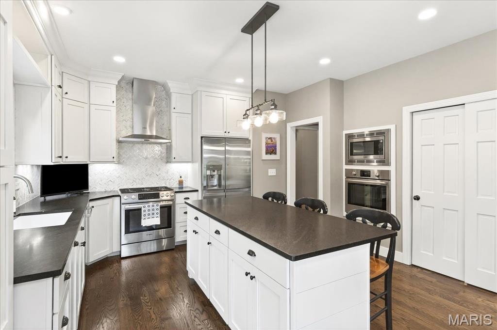 Barrington Place 3 - Residential