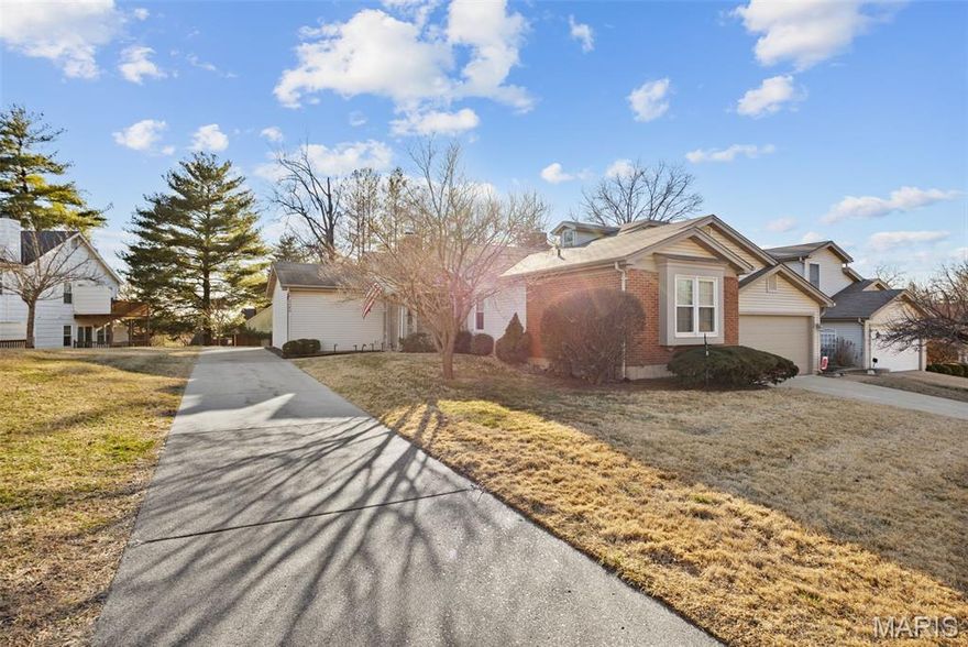 Welcome to your dream home! This exceptional end unit home offers a perfect combination of comfort, convenience, and community living. With its prime location in the highly sought-after Maryland Heights area, this residence is the ideal sanctuary for those seeking a vibrant lifestyle with modern amenities at their fingertips.
Spacious Living: Step into a beautifully designed space featuring two generously sized bedrooms and three full baths, providing ample room for both relaxation and entertaining. The open concept layout allows for effortless flow between the living, dining, and kitchen areas, making it perfect for hosting friends and family.
Discover the expansive finished basement, complete with a stylish wet bar, providing a versatile space that can be transformed into a media room, game room, or even an additional guest suite. This bonus space adds valuable square footage and functionality to your home.
An oversized two-car garage means you’ll never have to worry about parking or storage again. Enjoy the convenience of direct access to your home, with plenty of room for additional storage or recreational equipment.
Experience the vibrant Autumn Lakes lifestyle with access to a neighborhood pool and tennis courts right at your doorstep. Whether you’re looking to take a refreshing dip on a hot summer day or challenge a friend to a friendly match, this community has it all, including maintenance free lawn and exterior as this is provided by the HOA.
All appliances stay with the property, making it easier than ever to make this beautiful home your own! From the kitchen to the laundry room, you'll find everything needed to enjoy modern living.
Why You’ll Love Living Here:
Nestled in a fantastic community, this condo not only offers a stunning living space but also a lifestyle that’s hard to beat. Enjoy plenty of parks, shopping, and dining options within minutes of your door. With easy access to major highways, commuting to work or exploring the greater St. Louis area becomes a breeze.
Don’t miss out on this incredible opportunity to own a piece of Maryland Heights!
Schedule Your Tour Today!