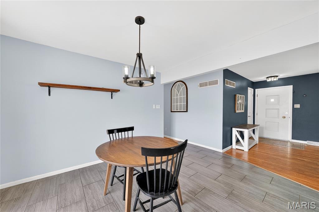 Elmwood Manor #5 - Residential