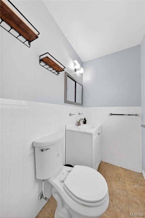 Elmwood Manor #5 - Residential