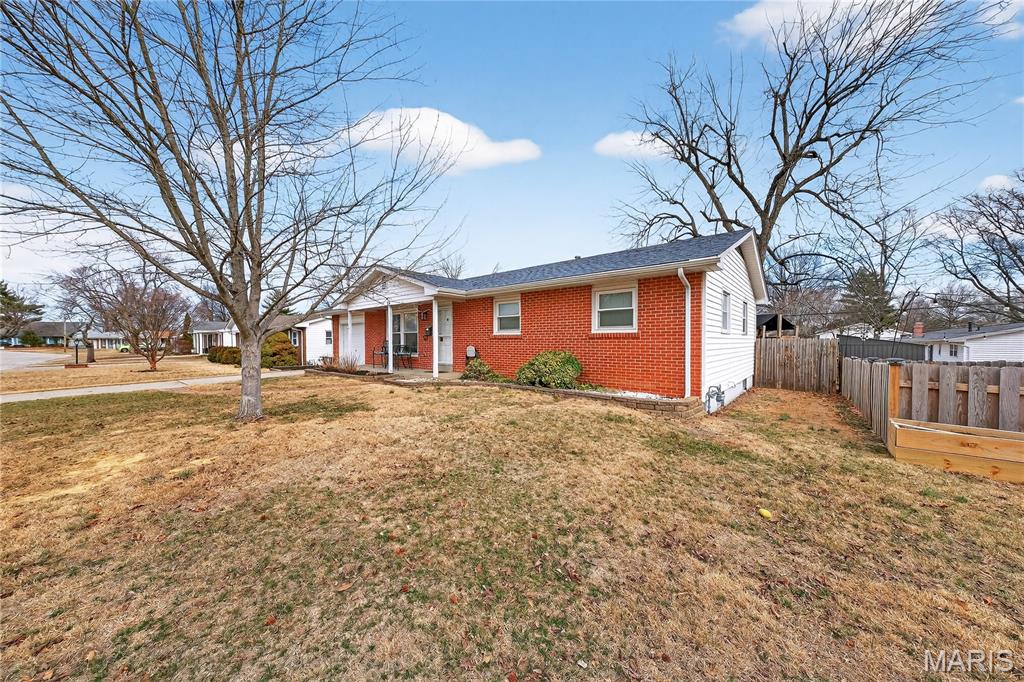 Elmwood Manor #5 - Residential