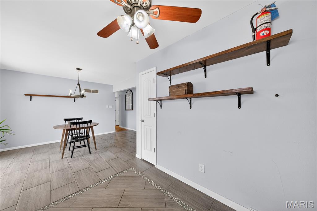 Elmwood Manor #5 - Residential