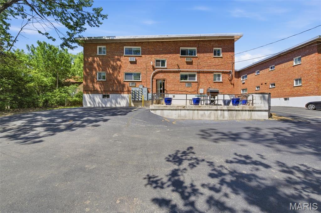 Richmond Hts Sub - Residential Income