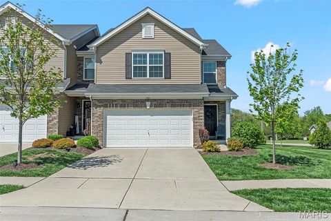 Photo of 501 Peruque Commons Court, Wentzville, MO 63385 (MLS # 26025362)