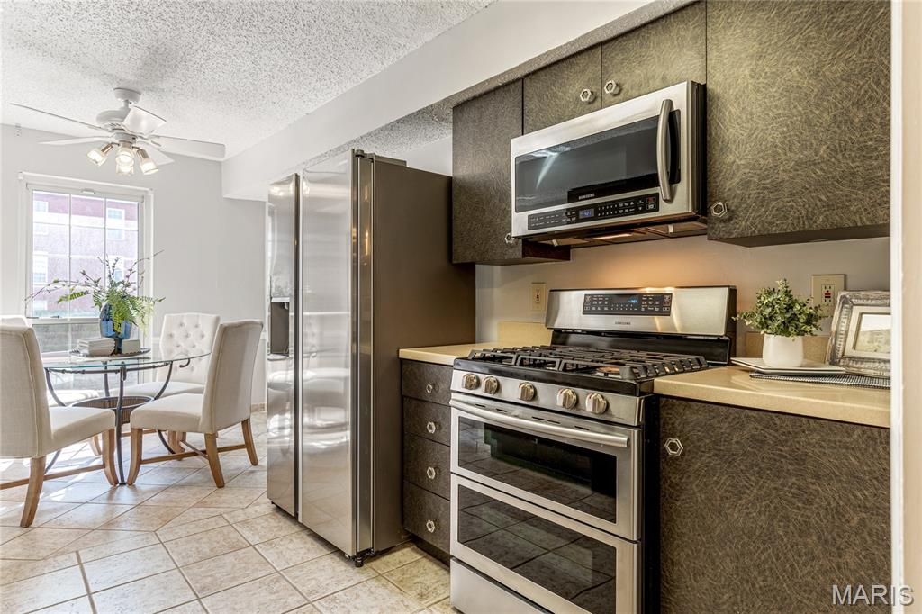 Manors At Village Green Condo - Residential