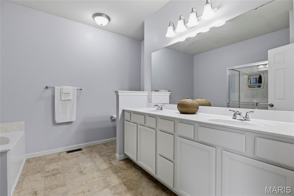 Carlton Glen Estate - Residential