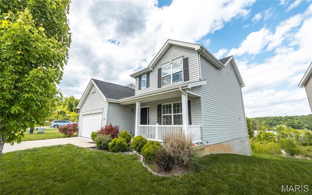 Photo of 351 Timber Valley Trail, Fenton, MO 63026 (MLS # 26029092)