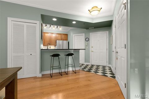 Tiny photo for 13115 Mill Crossing Court #101, Creve Coeur, MO 63141 (MLS # 25075238)