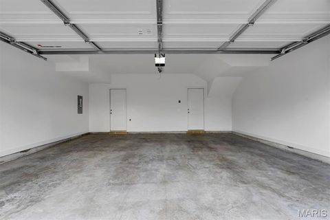 Tiny photo for 306 Indigo Court, Chesterfield, MO 63005 (MLS # 26000581)