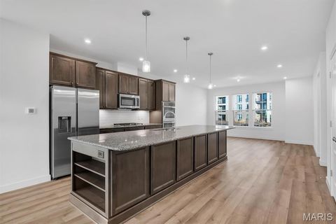 Tiny photo for 306 Indigo Court, Chesterfield, MO 63005 (MLS # 26000581)