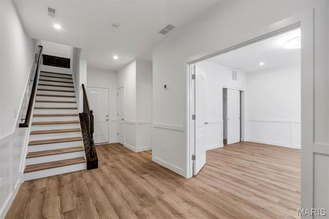 Tiny photo for 306 Indigo Court, Chesterfield, MO 63005 (MLS # 26000581)