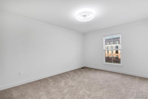 Tiny photo for 306 Indigo Court, Chesterfield, MO 63005 (MLS # 26000581)