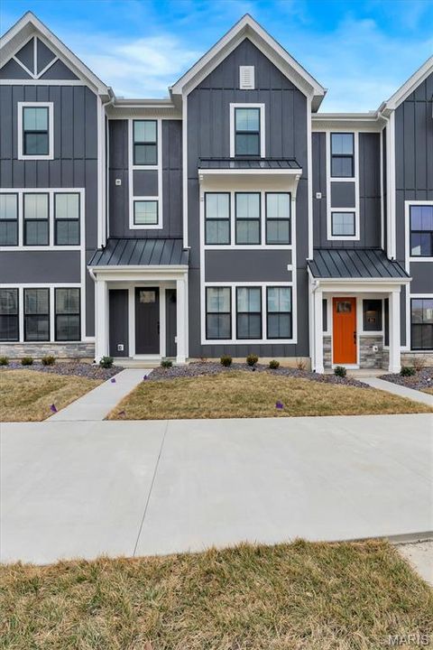 Tiny photo for 306 Indigo Court, Chesterfield, MO 63005 (MLS # 26000581)