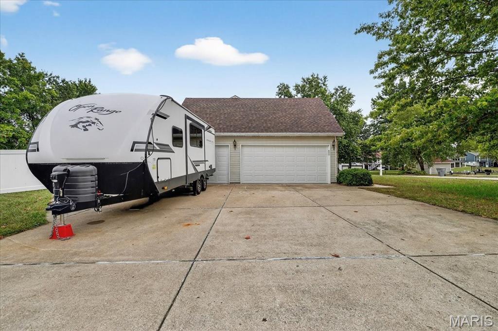 O'Fallon, Missouri 63366, United States, 4 Bedrooms Bedrooms, ,3 BathroomsBathrooms,Residential,Active,216807