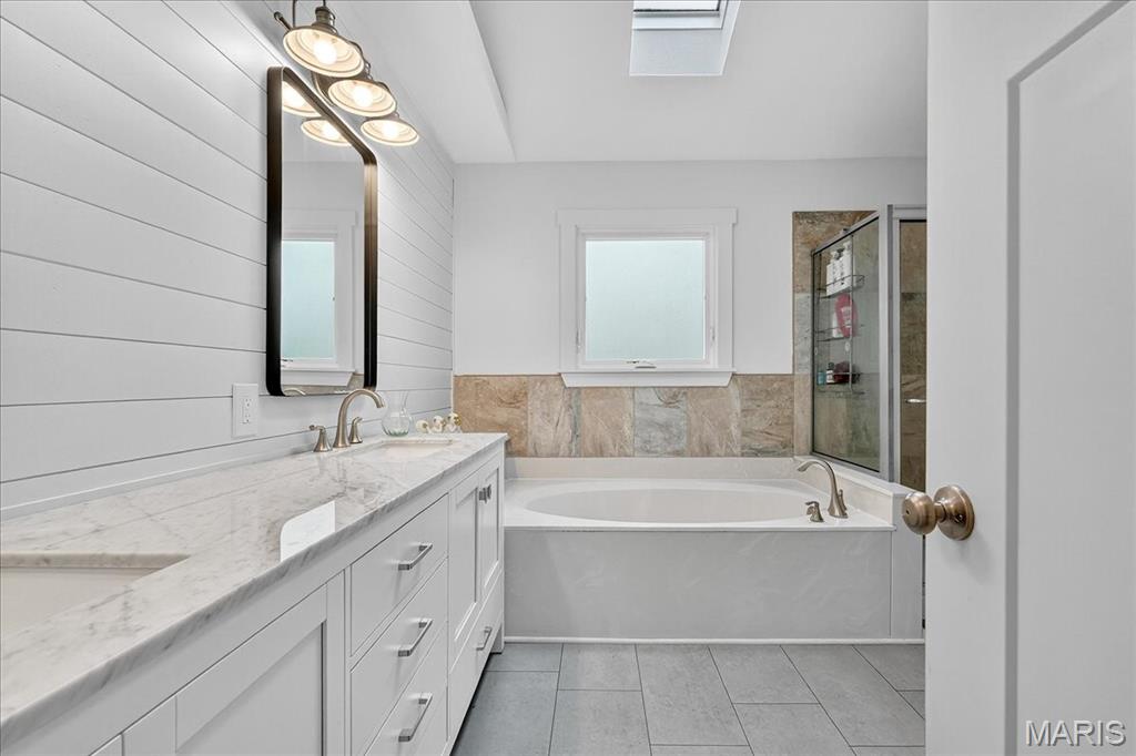 O'Fallon, Missouri 63366, United States, 4 Bedrooms Bedrooms, ,3 BathroomsBathrooms,Residential,Active,216807