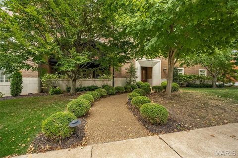 23 Brighton Way 100 Clayton MO 63105