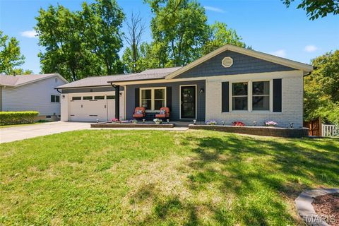Tiny photo for 927 Summer Leaf Drive, St Peters, MO 63376 (MLS # 26027565)