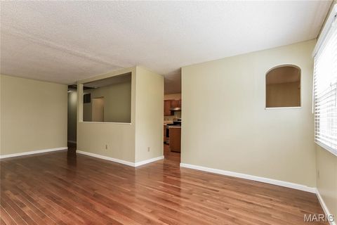 Tiny photo for 2291 Hill House Road, Chesterfield, MO 63017 (MLS # 26027004)