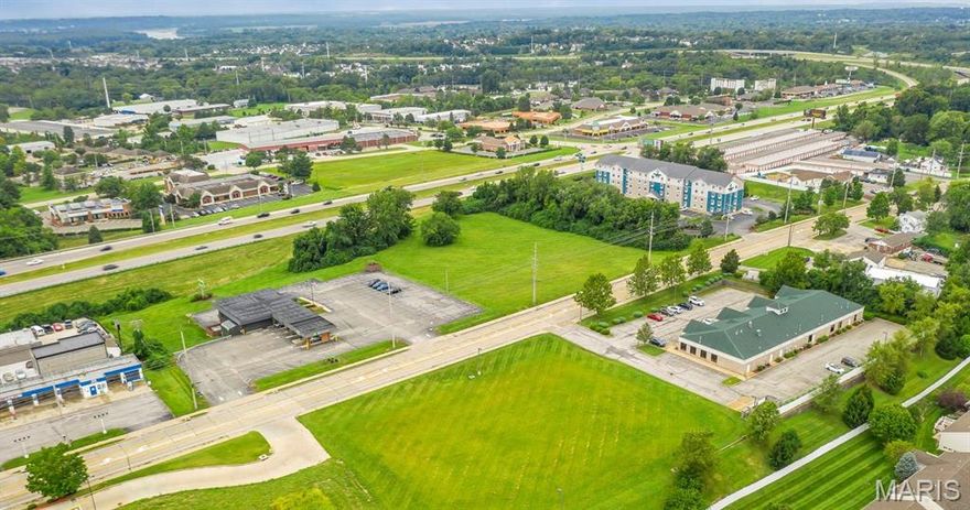 *1.41 Acres*Public Utilities Already at Site-Ready For Your Building Plans*Appx 245" Road Frontage, High Visibility*Centrally Located--Close to Hwy 70-364-141-270 and 370**Additional Land may be Available*Will accomodate up to 11,500 Sq Ft Building*Great Location for Bank---Restaurant/Fast Food---Office/Medical Building---Retail/strip Center---Adult Daycare/Nursery---Automotive Parts or Repair---Church and More**Next to Sonic, Across the Street from Regions Bank and Next to Strip Center with Dentist, Medical Office, Restaurant and Hair Salon* Location: High Traffic, Other