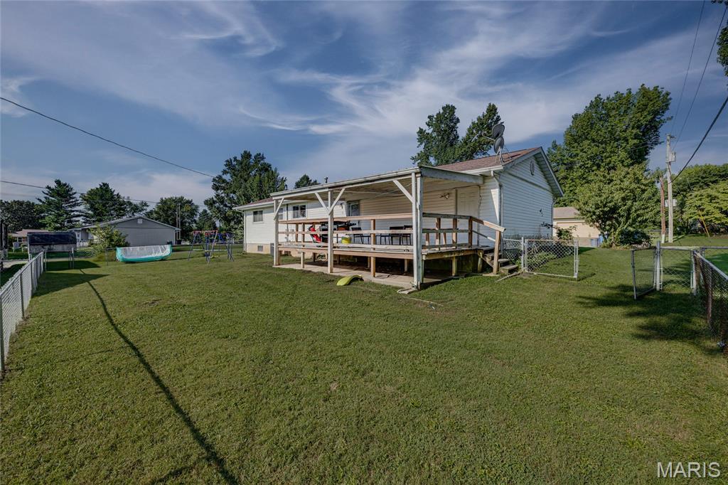 202 Meadowbrook Drive