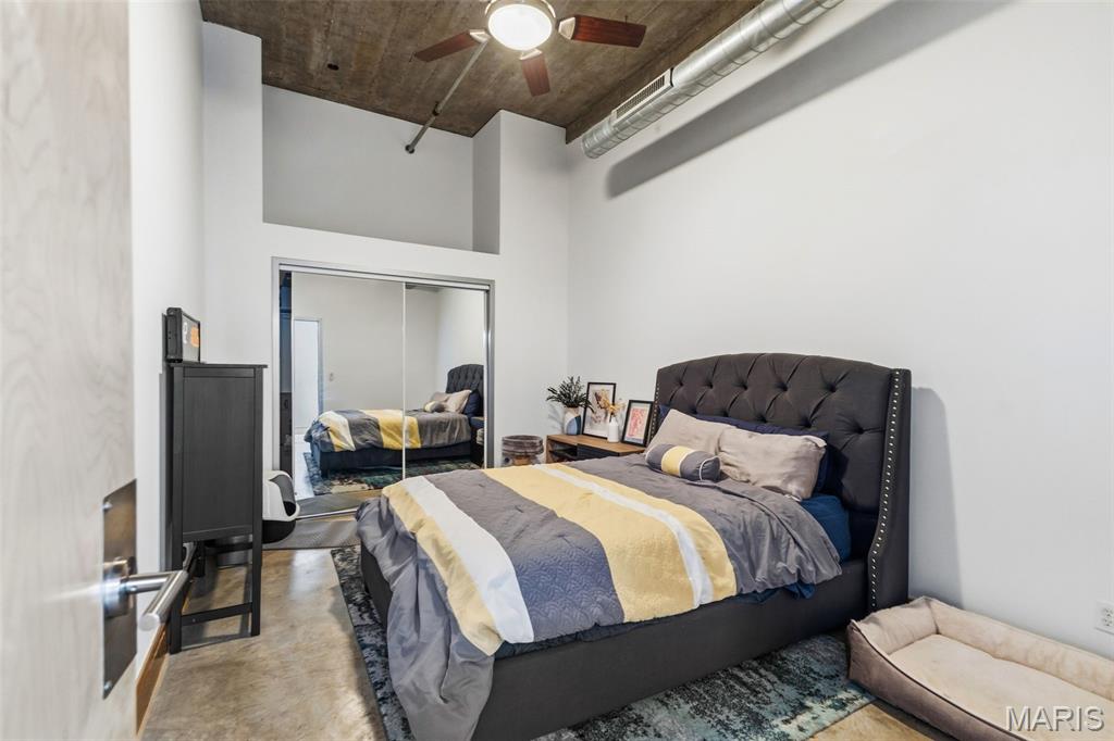 Packard Lofrs - Residential