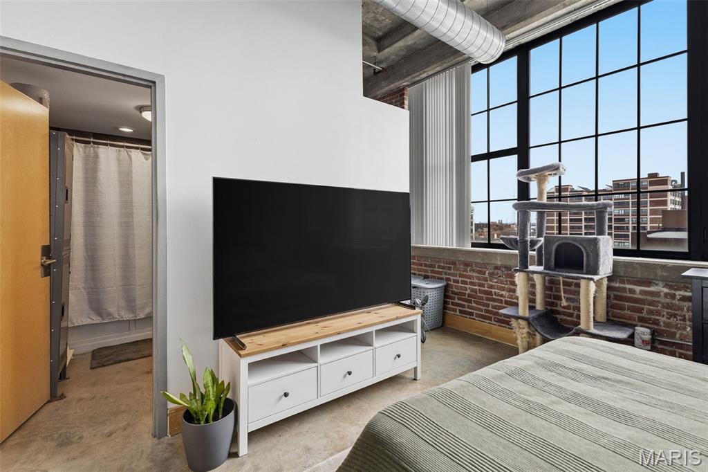 Packard Lofrs - Residential