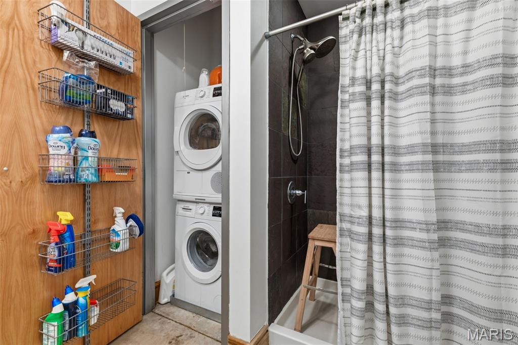 Packard Lofrs - Residential