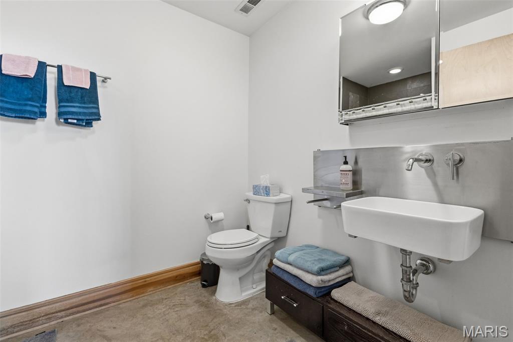 Packard Lofrs - Residential