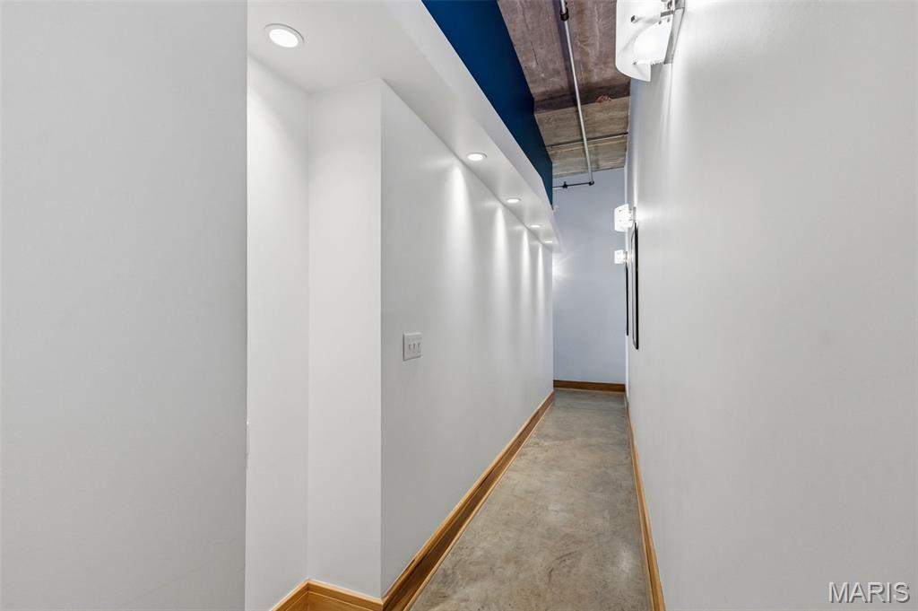 Packard Lofrs - Residential