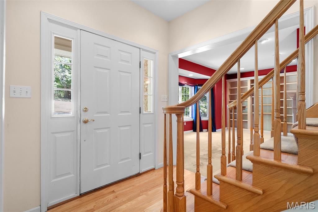 5012 Oak Bluff Drive