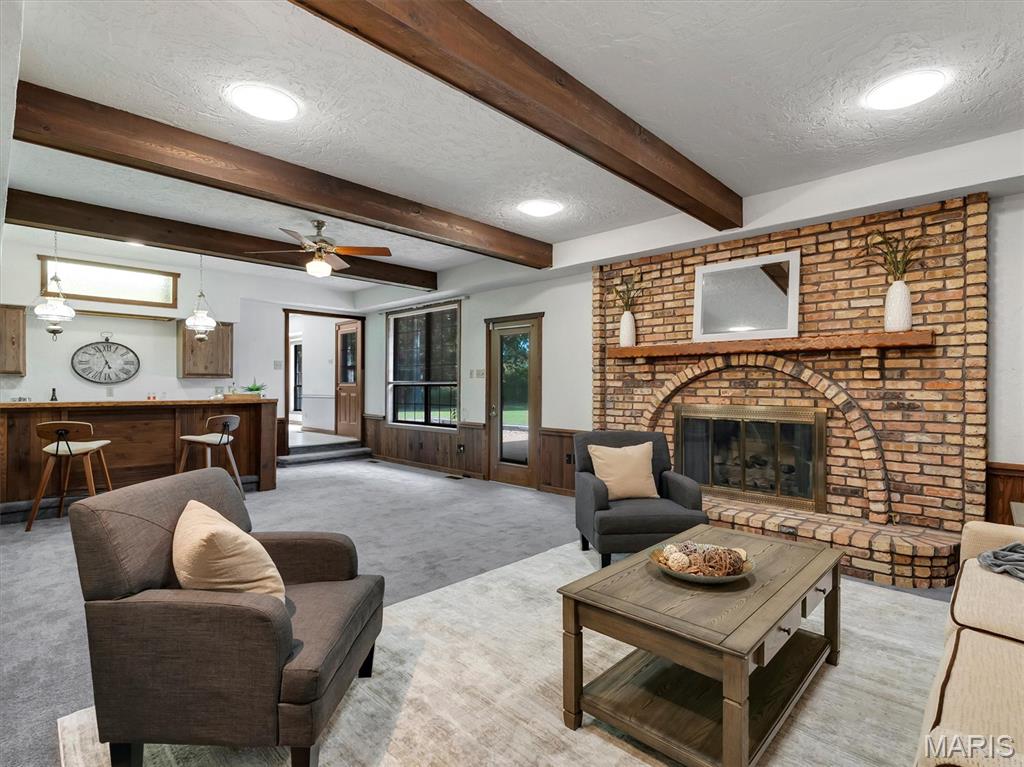 9733 Fall Ridge Trail