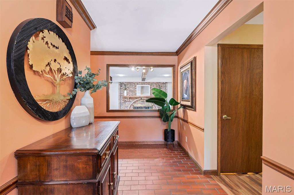 9733 Fall Ridge Trail