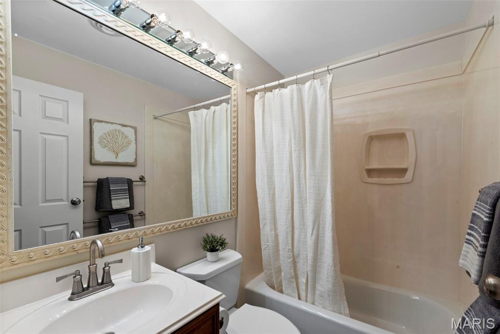 Creve Coeur Place Add - Residential