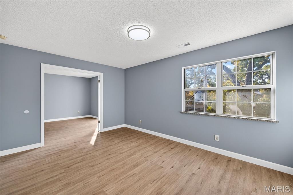 Brentwood Forest Condo Ph Three - Residential