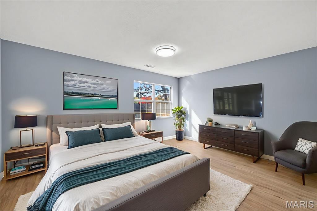 Brentwood Forest Condo Ph Three - Residential