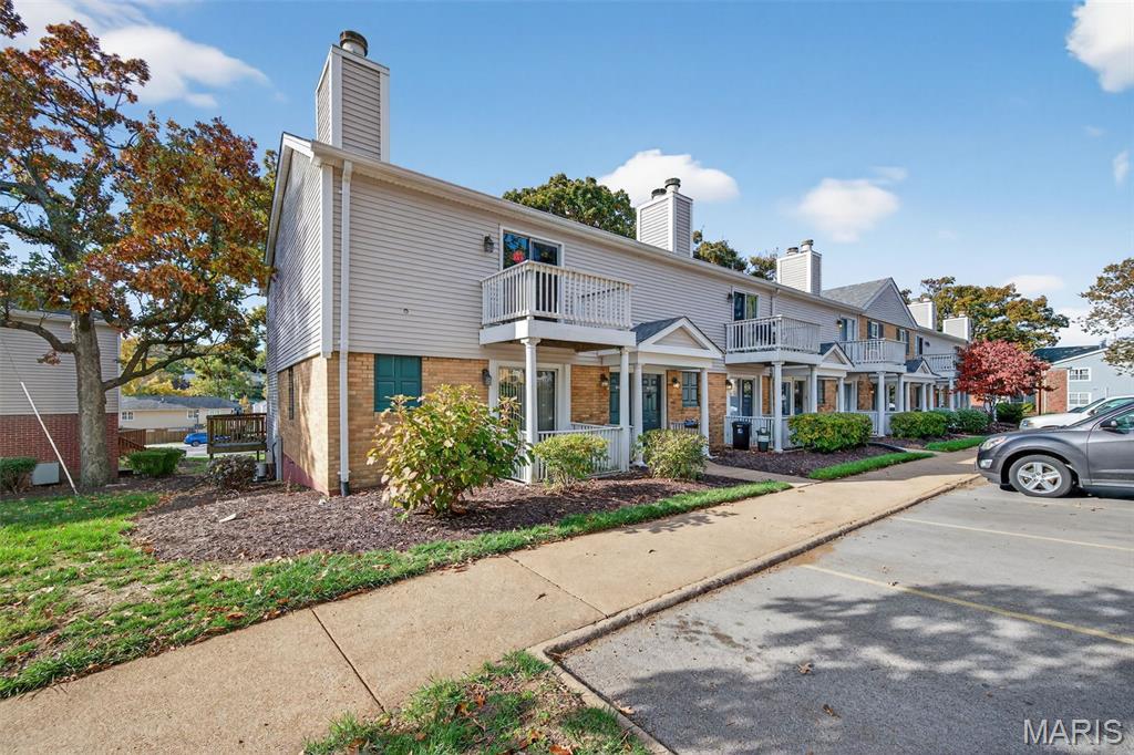 Brentwood Forest Condo Ph Three - Residential