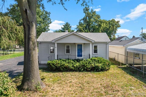 Photo of 128 Voight Place, Granite City, IL 62040 (MLS # 26059370)
