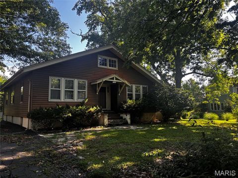 739 Hurstgreen Road Webster Groves MO 63119