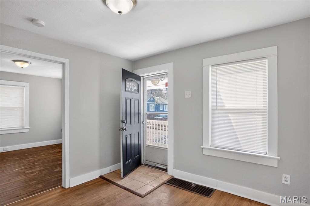 Photo of 9407 Muriel Avenue, St Louis, MO 63114 (MLS # 26012122)