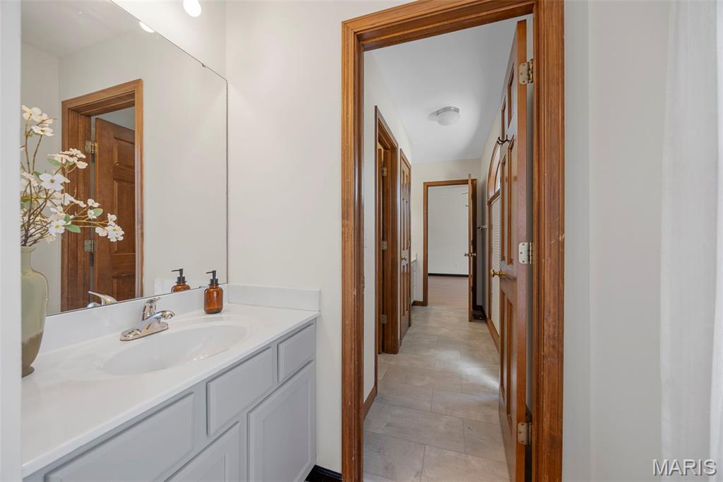 Nooning Tree One - Residential