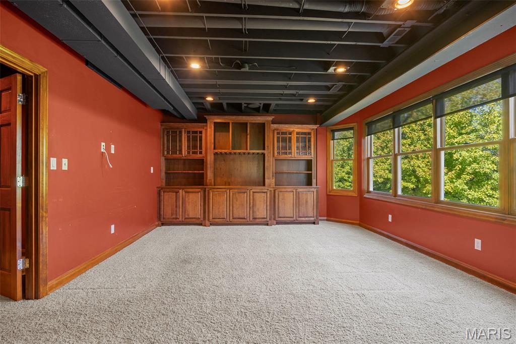 Nooning Tree One - Residential