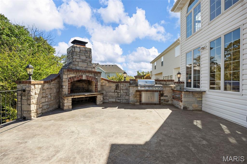 Nooning Tree One - Residential