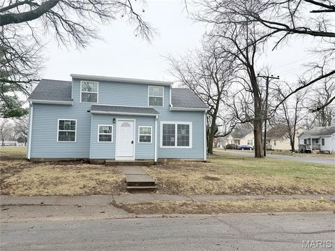 Photo of 614 S Missouri Street, Mexico, MO 65265 (MLS # 26012281)