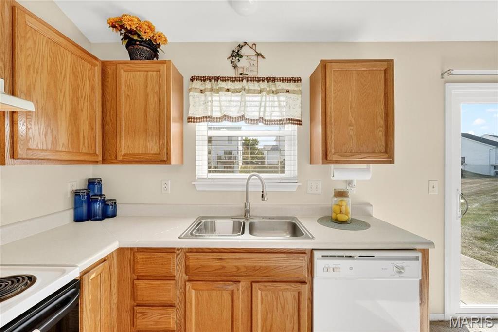 O'Fallon, Missouri 63366, United States, 2 Bedrooms Bedrooms, ,1 BathroomBathrooms,Residential,Pending,213320