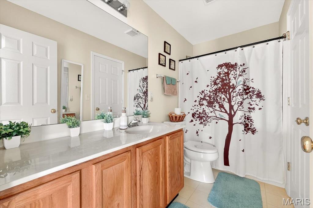 O'Fallon, Missouri 63366, United States, 2 Bedrooms Bedrooms, ,1 BathroomBathrooms,Residential,Pending,213320