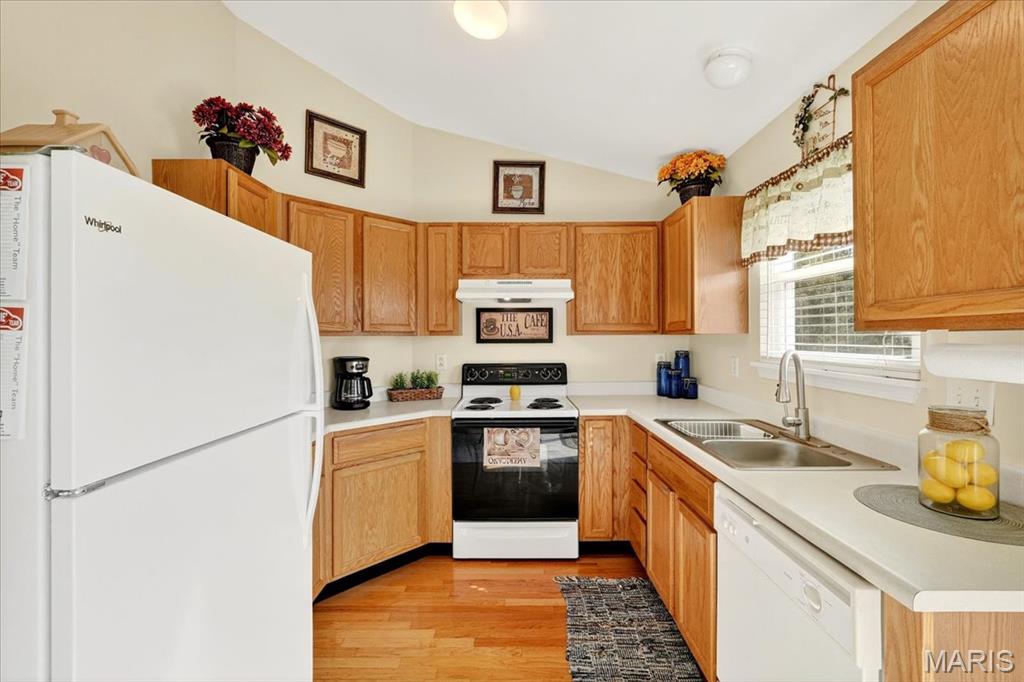 O'Fallon, Missouri 63366, United States, 2 Bedrooms Bedrooms, ,1 BathroomBathrooms,Residential,Pending,213320