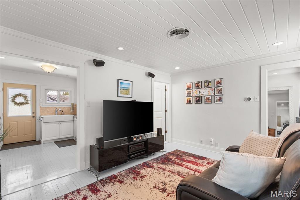 Manhattan Heights - Residential