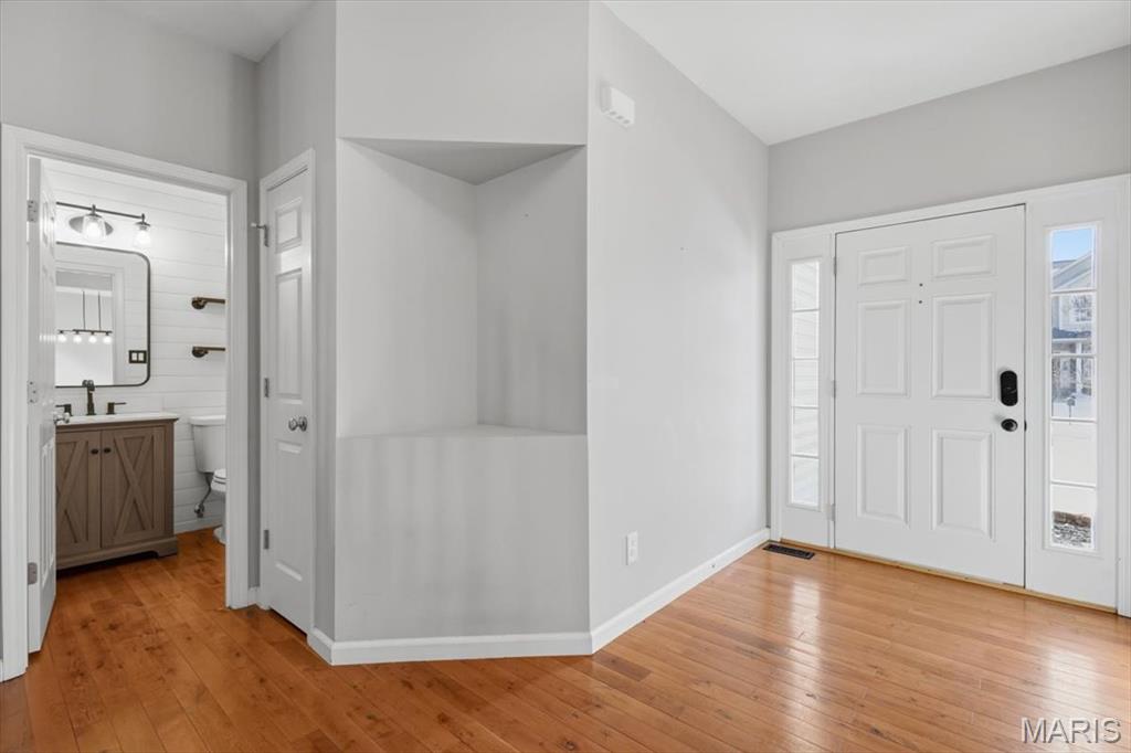 Bluffs Five The - Residential